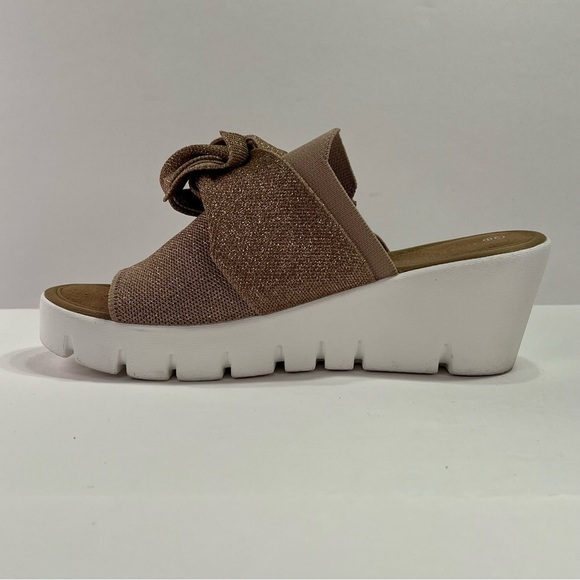 Bernie Mev. Venti Freesia Platform Sandals - blush rose gold/cream, size 38 - Picture 9 of 12